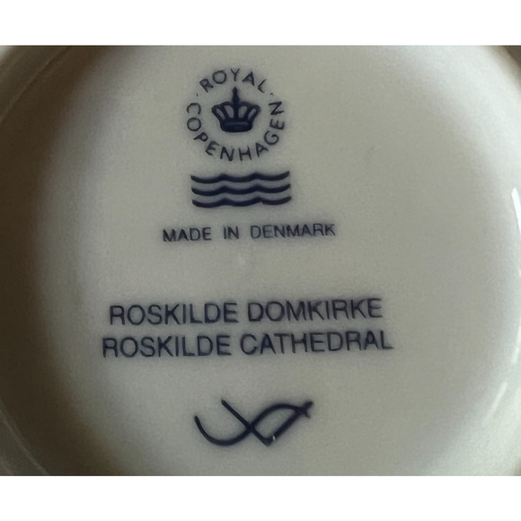 Royal Copenhagen Christmas Plate ROSKILDE CATHEDRAL Deadstock Vintage 1998 NEW - Picture 4 of 4